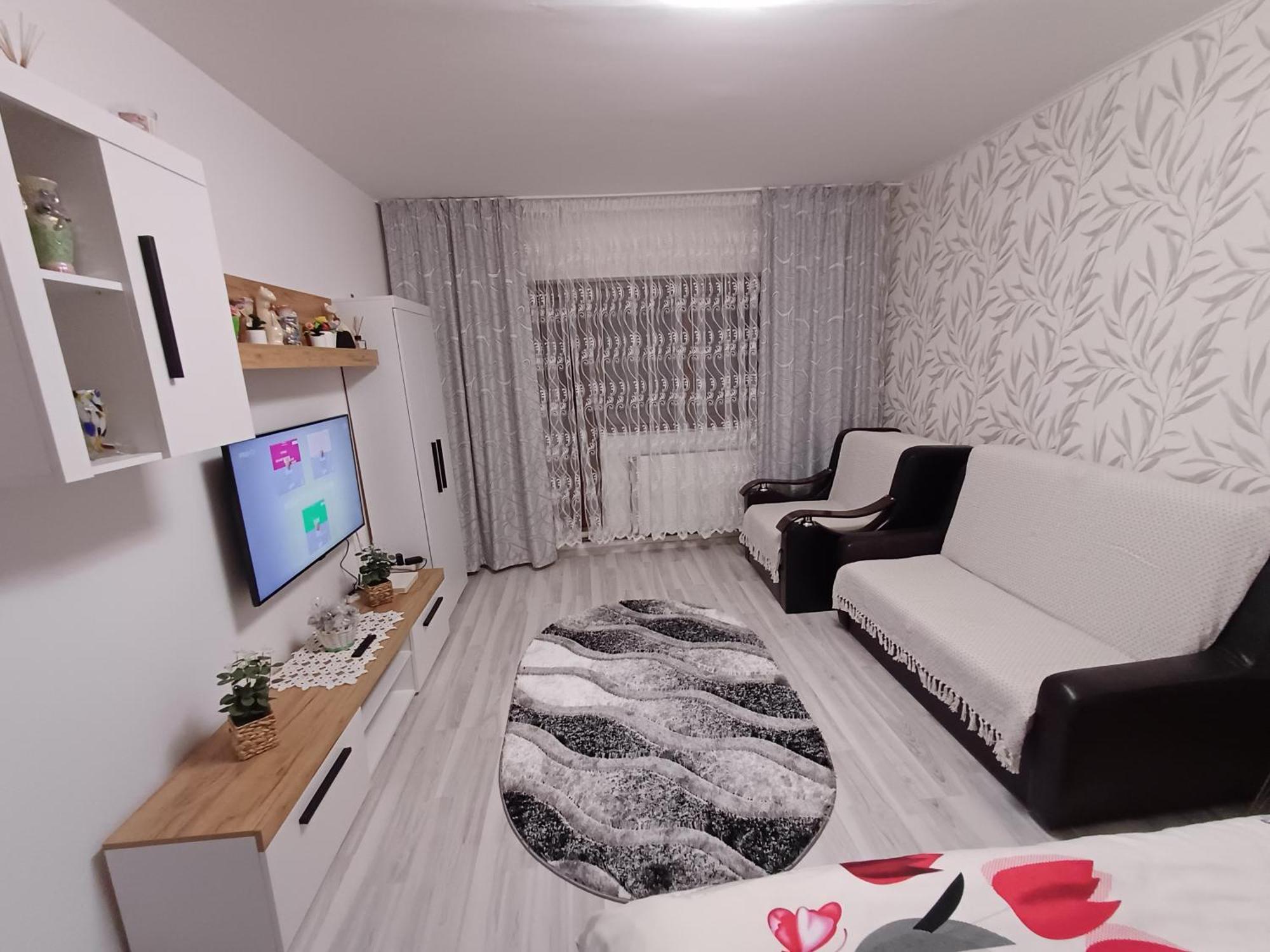Appartamento Garsoniera George Tîrgu Ocna Esterno foto