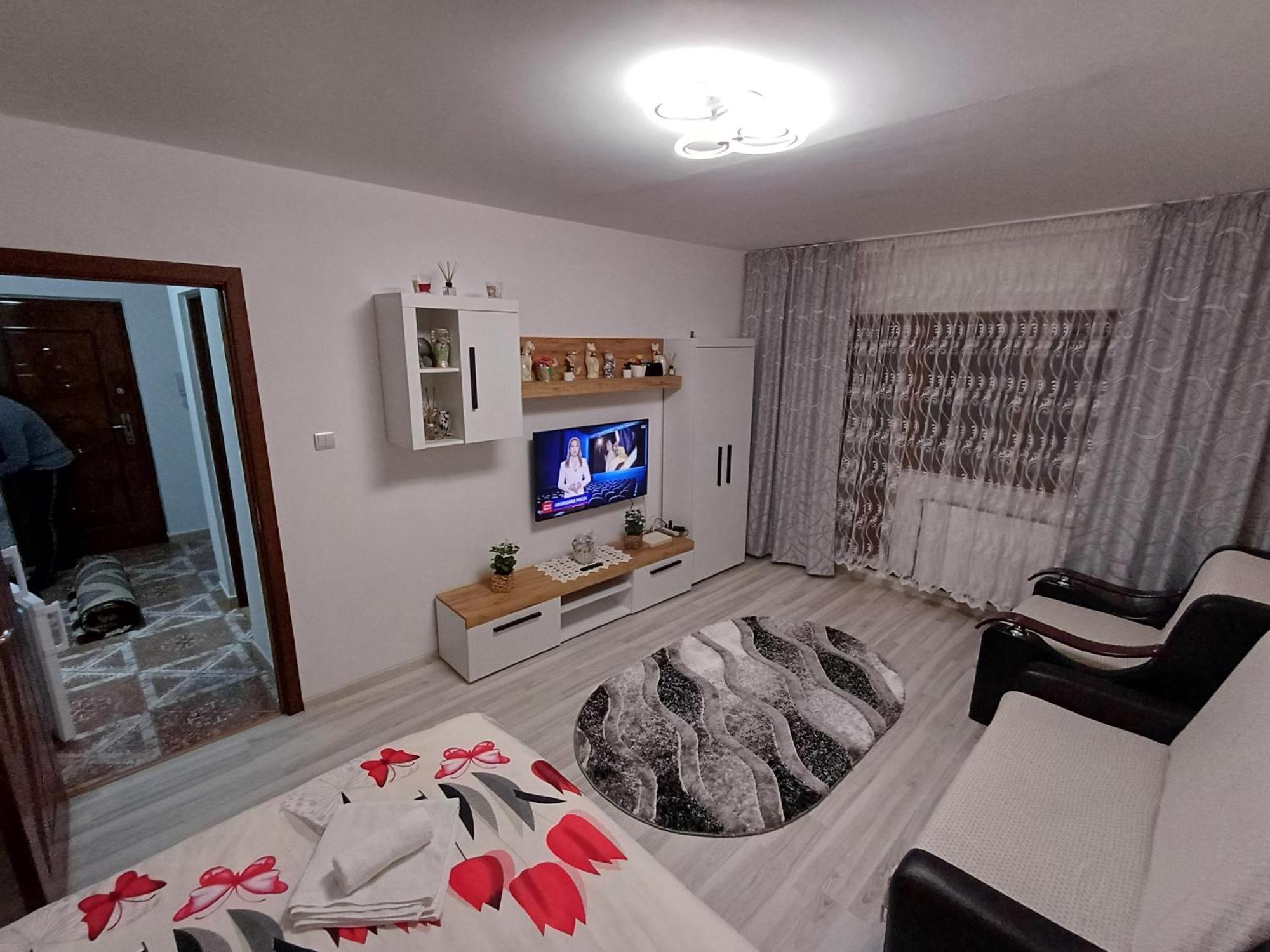 Appartamento Garsoniera George Tîrgu Ocna Esterno foto